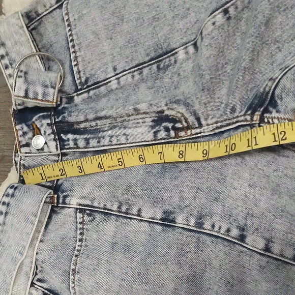 FOREVER 21 High-rise Acid Wash Rhinestone Buckle Jeans - Picture 10 of 13